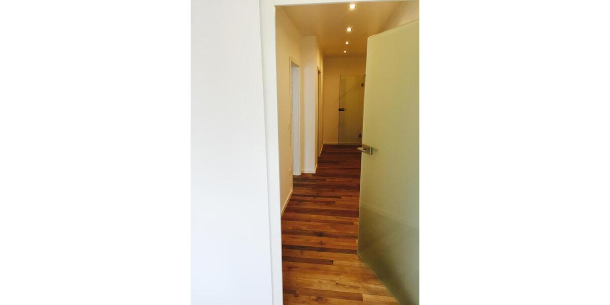 Erdgeschoßwohnung Ansbach - 4 Zimmer, 127 m&sup2;, 255.000&euro; | Angebot:26230495