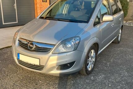 Opel Zafira 160.000 km 2.850 &euro; Salzkotten 33154