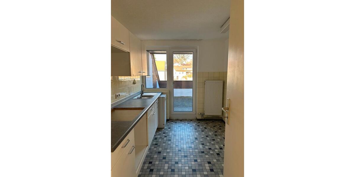 Etagenwohnung Ellwangen (Jagst) - 4 Zimmer, 107 m&sup2;, 1.050&euro; | Angebot:26255023