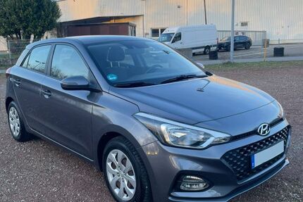 Hyundai i20 41.000 km 13.200 &euro; Aachen 52064
