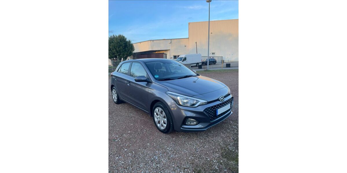 Hyundai i20 41.000 km 13.200 &euro; Aachen 52064
