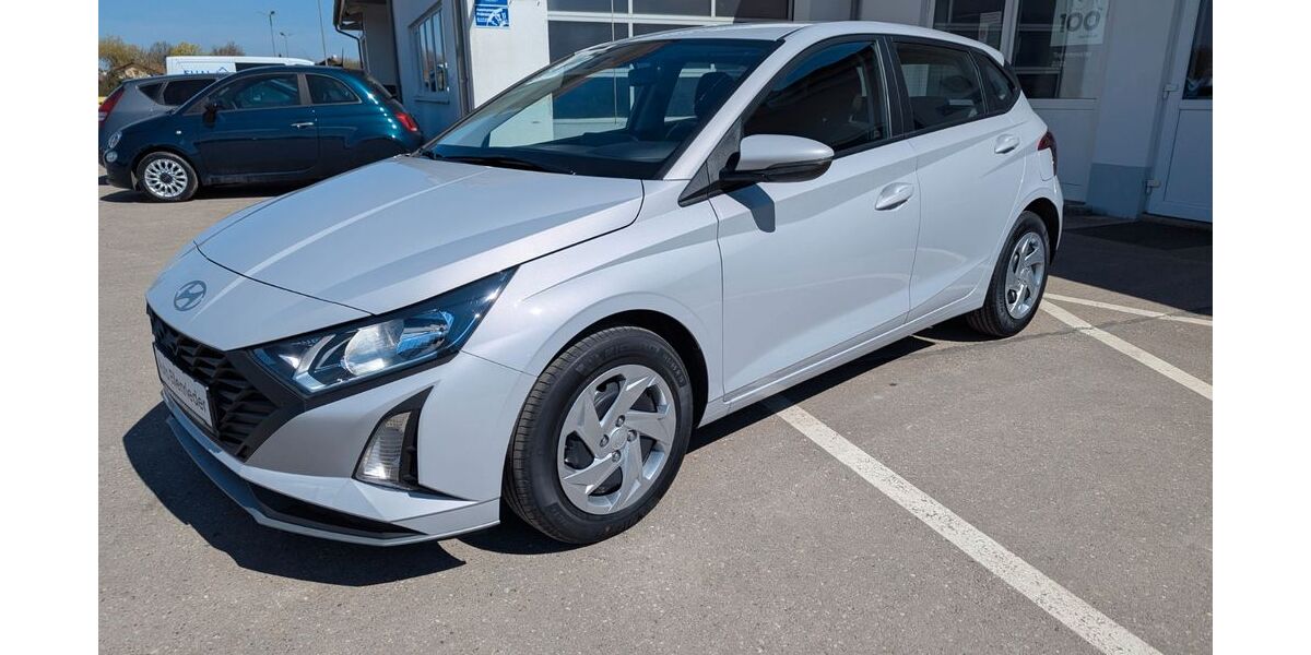 Hyundai i20 17.890 km 16.980 &euro; Dösingen 87679