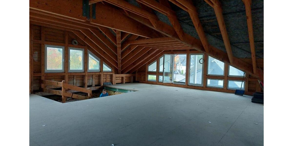 Einfamilienhaus Kirchhundem - 7 Zimmer, 246 m&sup2;, 289.000&euro; | Angebot:26323310