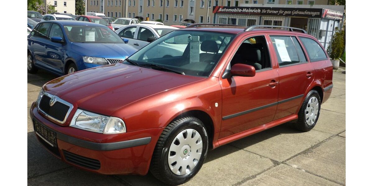 Skoda Octavia 111.000 km 3.900 &euro; Gera 07548