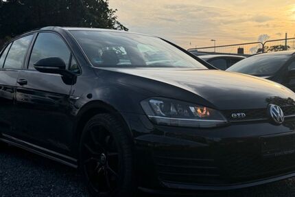 VW Golf 247.000 km 7.700 &euro; Düren 52349