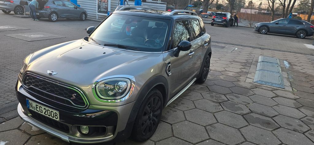 Mini Countryman S (Cooper) 93.000 km 18.200 &euro; nürnberg 90473