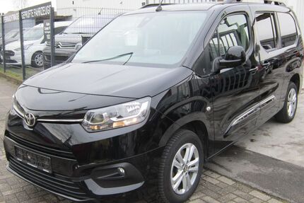 Toyota Proace City 169.500 km 17.990 &euro; Köln 51105