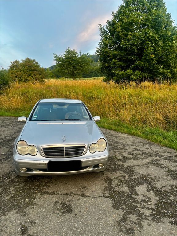 C 200