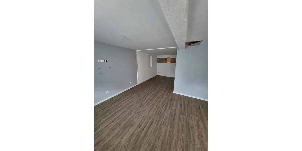 Hofreite mit Baugrundstück 4.5 zimmer