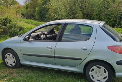 Peugeot 206 254.000 km 1.400 &euro; Nierstein 55283