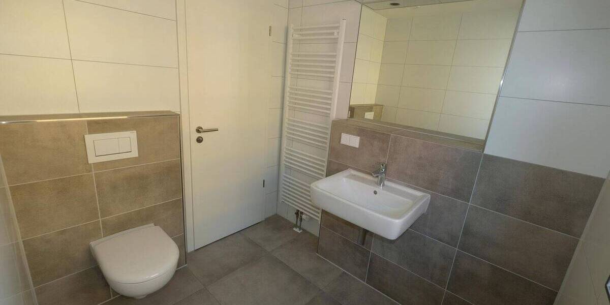 Etagenwohnung Frankfurt am Main Frankfurter Berg - 2 Zimmer, 65 m&sup2;, 1.595&euro; | Angebot:26113075