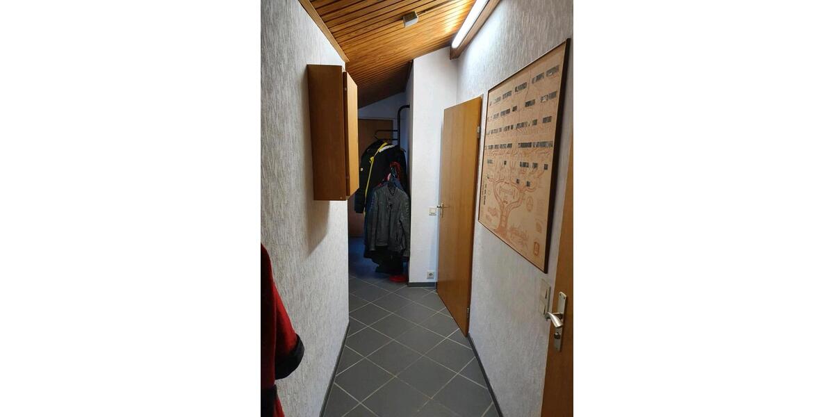 Dachgeschoßwohnung Bad Camberg - 2 Zimmer, 45 m&sup2;, 550&euro; | Angebot:25168352