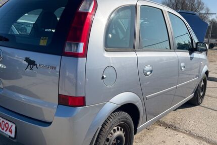 Opel Meriva 200.000 km 2.600 € Lübeck 23560