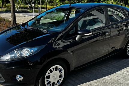 Ford Fiesta 104.000 km 4.490 &euro; Dresden 01139