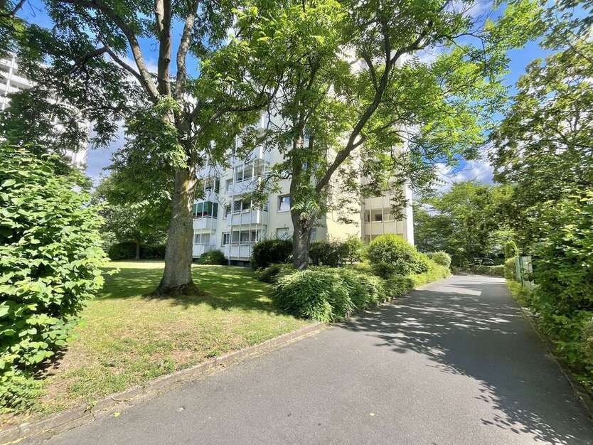 Wohnung zum Kaufen in Heusenstamm 239.000 € 87.46 m²