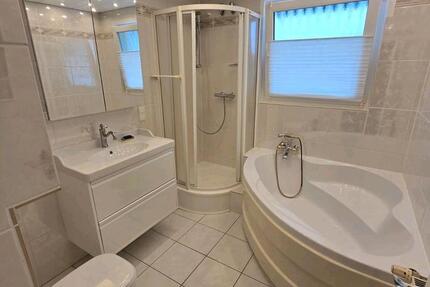 Haus Kaiserslautern Betzenberg - 3 Zimmer, 110 m&sup2;, 1.500&euro; | Angebot:26394081