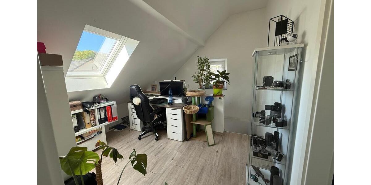 Einfamilienhaus Burgbrohl - 5 Zimmer, 148 m&sup2;, 1.050&euro; | Angebot:26416720