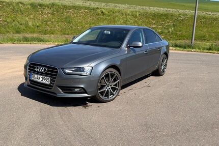 Audi A4 212.000 km 9.700 &euro; Zerf 54314