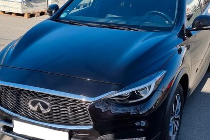 INFINITI QX30 162.300 km 13.600 &euro; Zwickau 08056