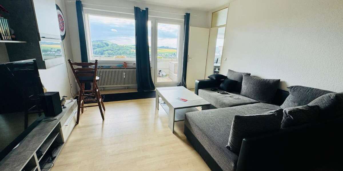 Etagenwohnung Meschede - 2 Zimmer, 70 m&sup2;, 135.000&euro; | Angebot:24270750