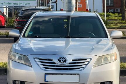 Toyota Camry 320.000 km 5.900 &euro; Berlin 14059