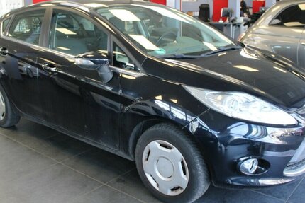 Ford Fiesta 1.25 Ghia - 5-Türig - 1.Hand - 83.440 km 5.980 &euro; Euskirchen 53881