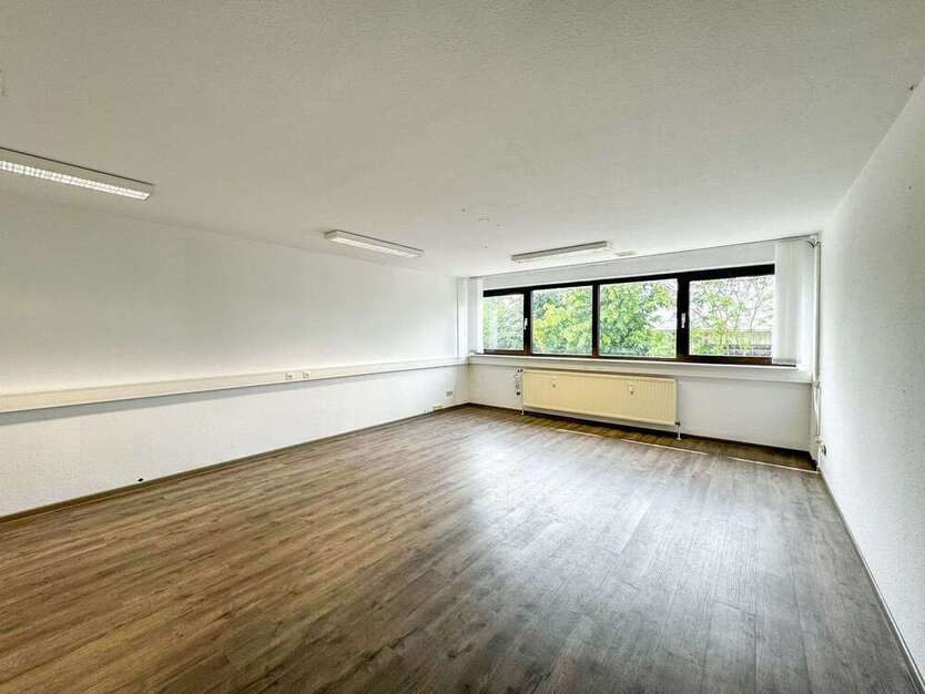 Büro in Brüsewitz 300 € 75 m²