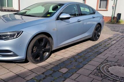 Opel Insignia 125.000 km 16.990 &euro; Hattersheim am Main 65795