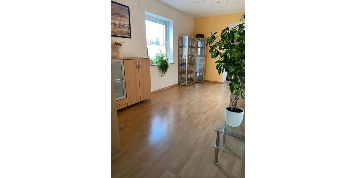 Mehrfamilienhaus, Wohnhaus Kirkel - 9 Zimmer, 189 m&sup2;, 319.000&euro; | Angebot:27249494