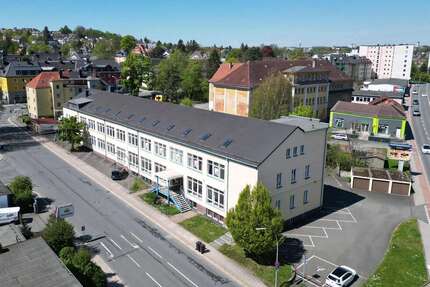 Halle in Hof 1.250.000 € 1905 m²