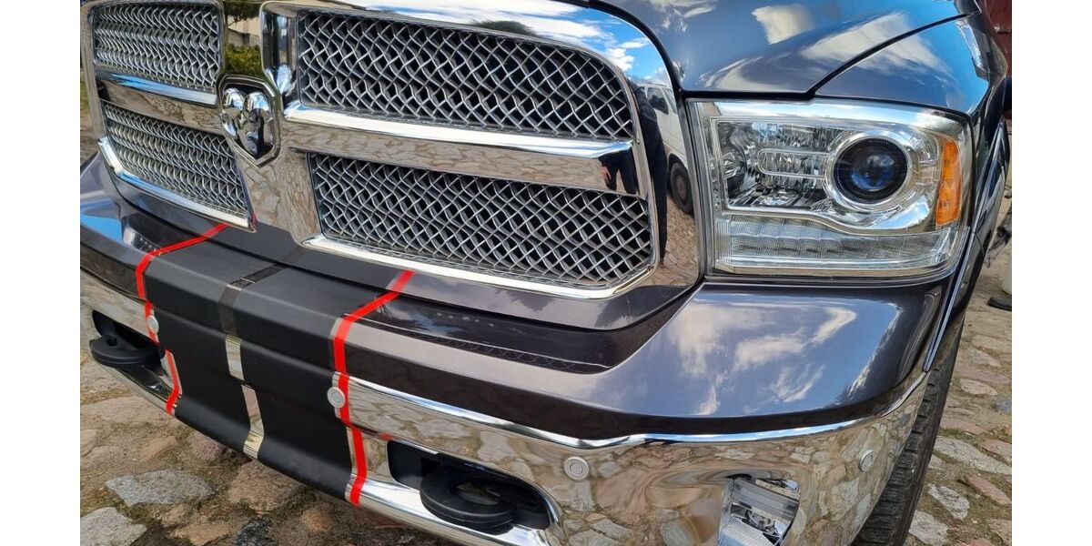 Dodge RAM 142.800 km 27.200 &euro; Niendorf bei Stecknitz 23881