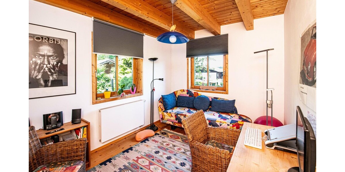 Wohnen im Grünen - Charmantes Holzhaus mit Wintergarten, Galerie und idyllischem Garten - Einfamilienhaus Neukirchen beim Heiligen Blut | Angebot:26948792