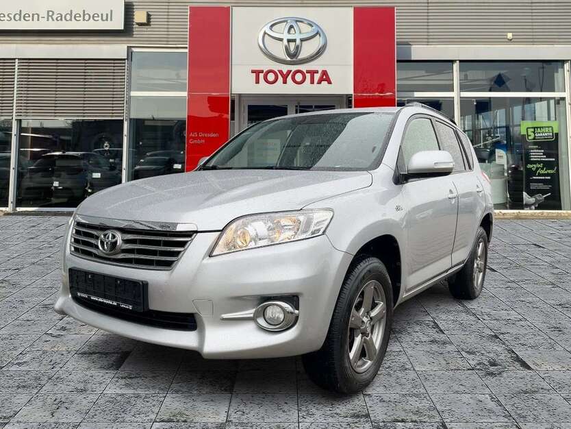 Toyota RAV 4 187.538 km 9.990 € Dresden 01139