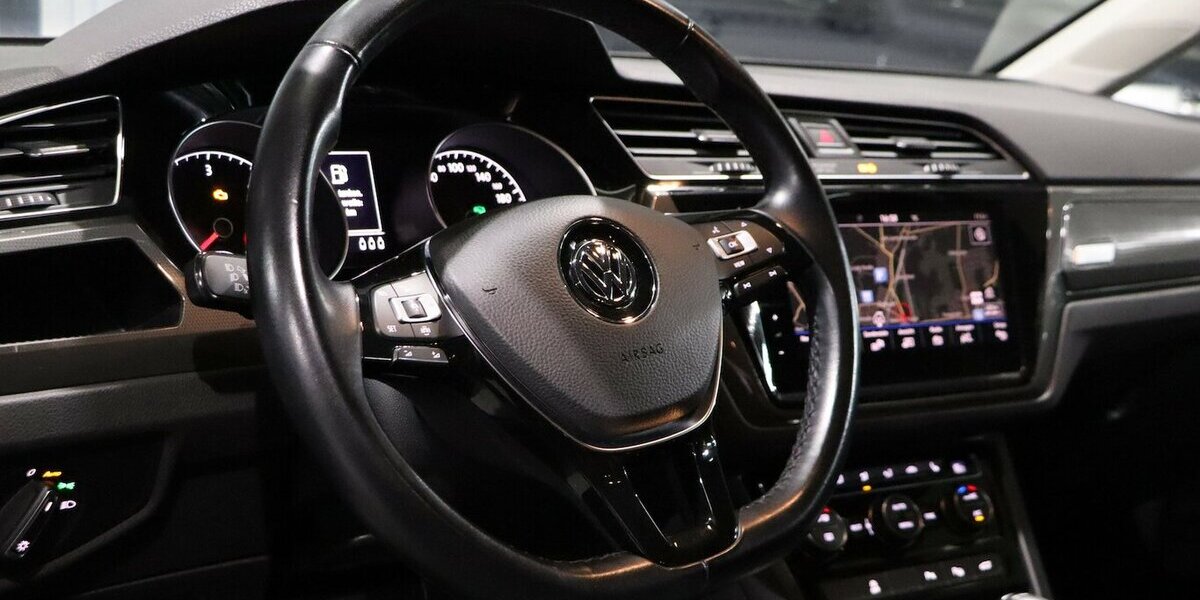 VW Touran 1.6 TDI DSG JOIN FAMILY LED,ACC+LANE+SIDE 83.000 km 18.991 &euro; Hamm 59077