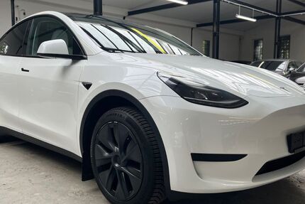 Tesla Model Y 32.000 km 38.590 &euro; Velbert 42551