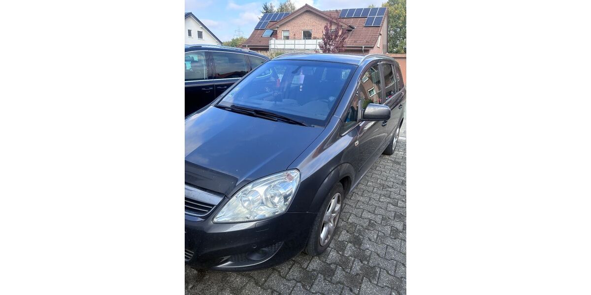 Opel Zafira 262.000 km 2.350 € Paderborn 33106