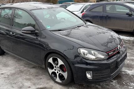 VW Golf 135.700 km 9.850 &euro; Hönow 15366