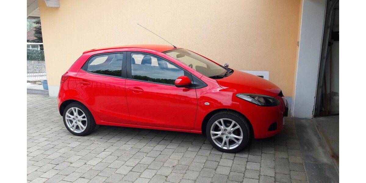 Mazda 2 145.000 km 2.700 &euro; Hauzenberg 94051