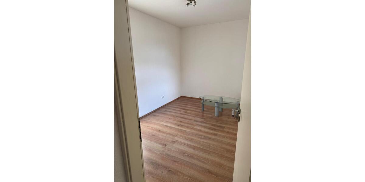 Erdgeschoßwohnung Wiesbaden Dotzheim - 2 Zimmer, 32 m&sup2;, 720&euro; | Angebot:24974500