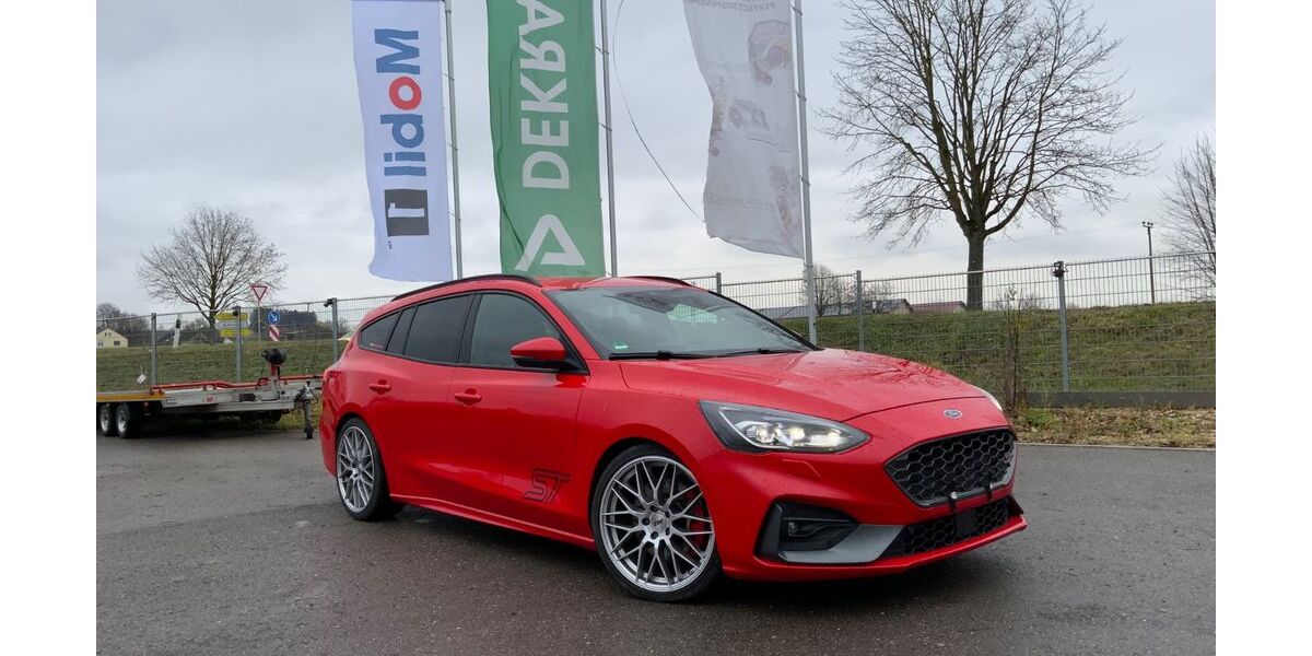 Ford Focus 68.850 km 21.490 &euro; Altenmünster 86450