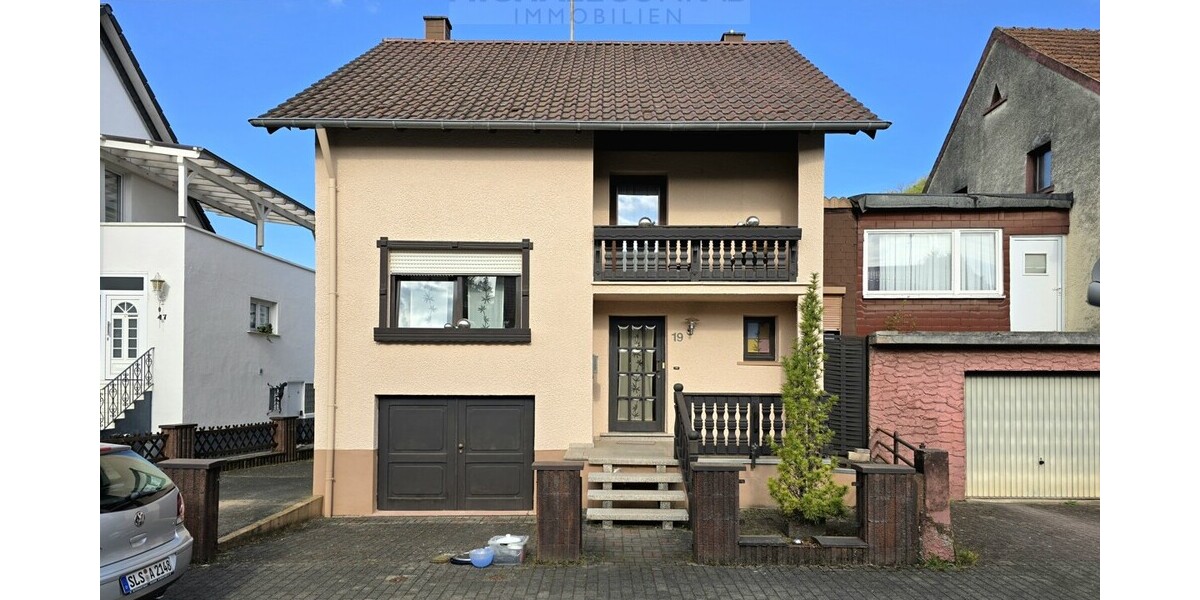 Gepflegtes Einfamilienhaus im Zentrum von Schmelz zum Kauf - Reihenendhaus Schmelz / Außen Außen | Angebot:27010418