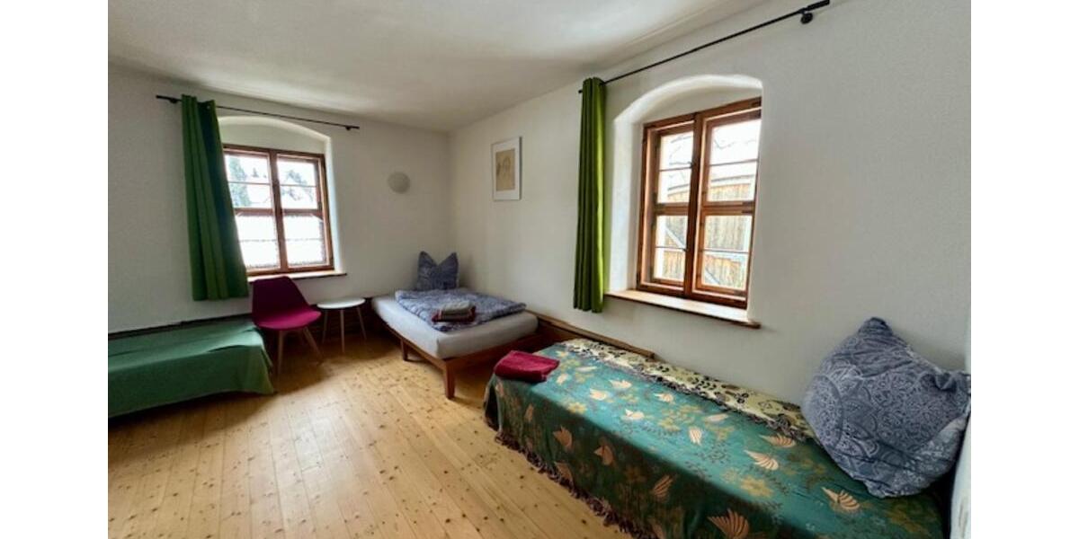 Erdgeschoßwohnung Mockrehna - 4 Zimmer, 115 m&sup2;, 920&euro; | Angebot:25519074