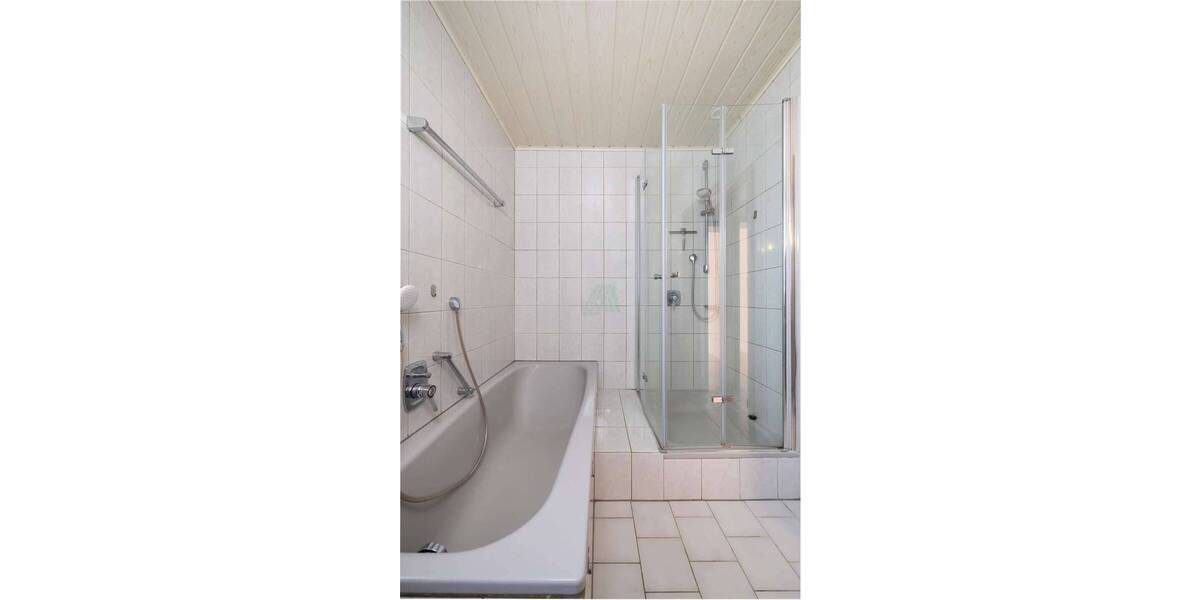 Etagenwohnung Edelsfeld - 2 Zimmer, 65 m&sup2;, 149.000&euro; | Angebot:26140031