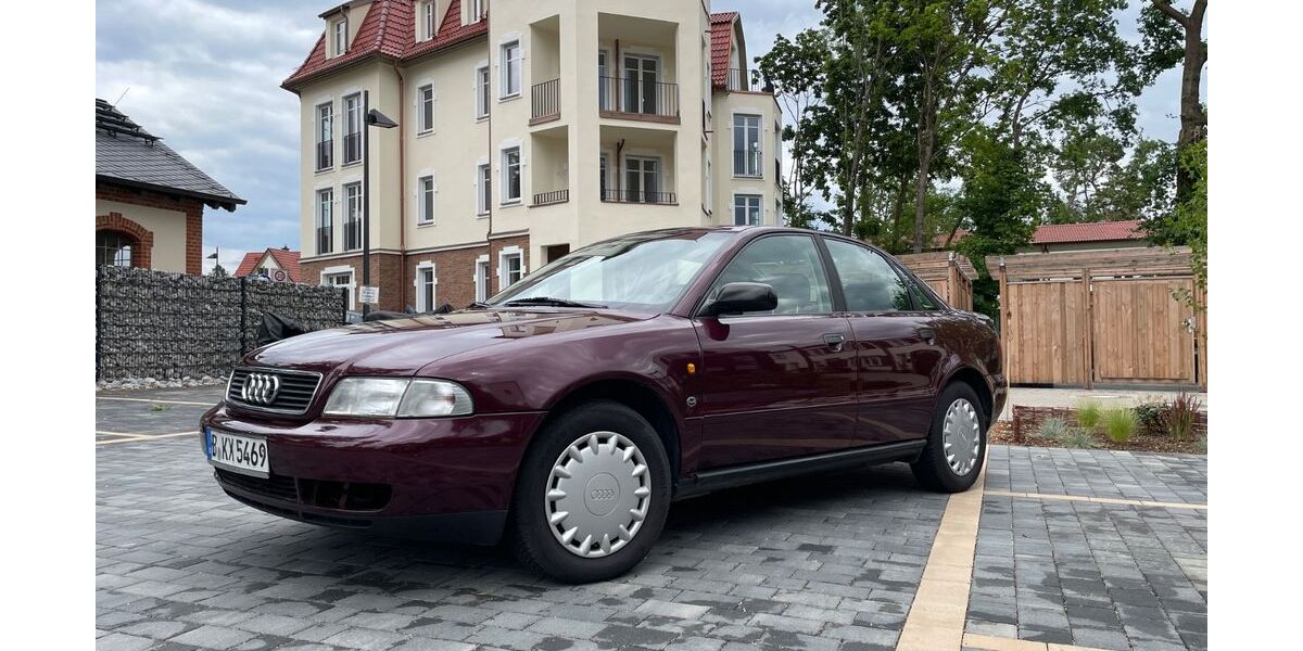 Audi A4 78.000 km 2.800 &euro; Beelitz 14547