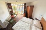 Voll möblierte 1-Zimmer-Wohnung mit Balkon zwischen See und Golfplatz