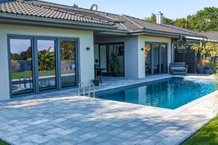 Traum - Bungalow Bj. 2022 | Pool | Panoramablick 3 zimmer