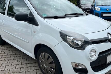 Renault Twingo 133.000 km 2.990 &euro; München 81825