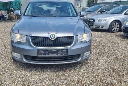 Skoda Superb 227.300 km 2.500 € Koblenz 56070