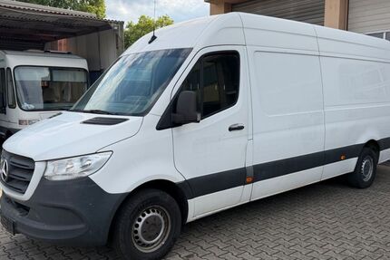 Mercedes-Benz Sprinter 405.000 km 13.990 &euro; Frankfurt am Main 65933