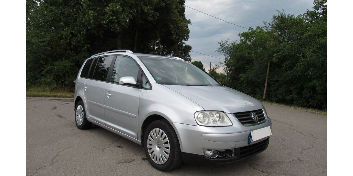 VW Touran 260.000 km 2.499 &euro; Hechingen 72379